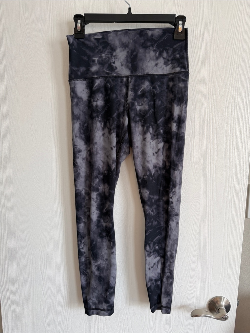 90 Degree By Reflex Black & Gray Tie-Dye High-Waist Leggings